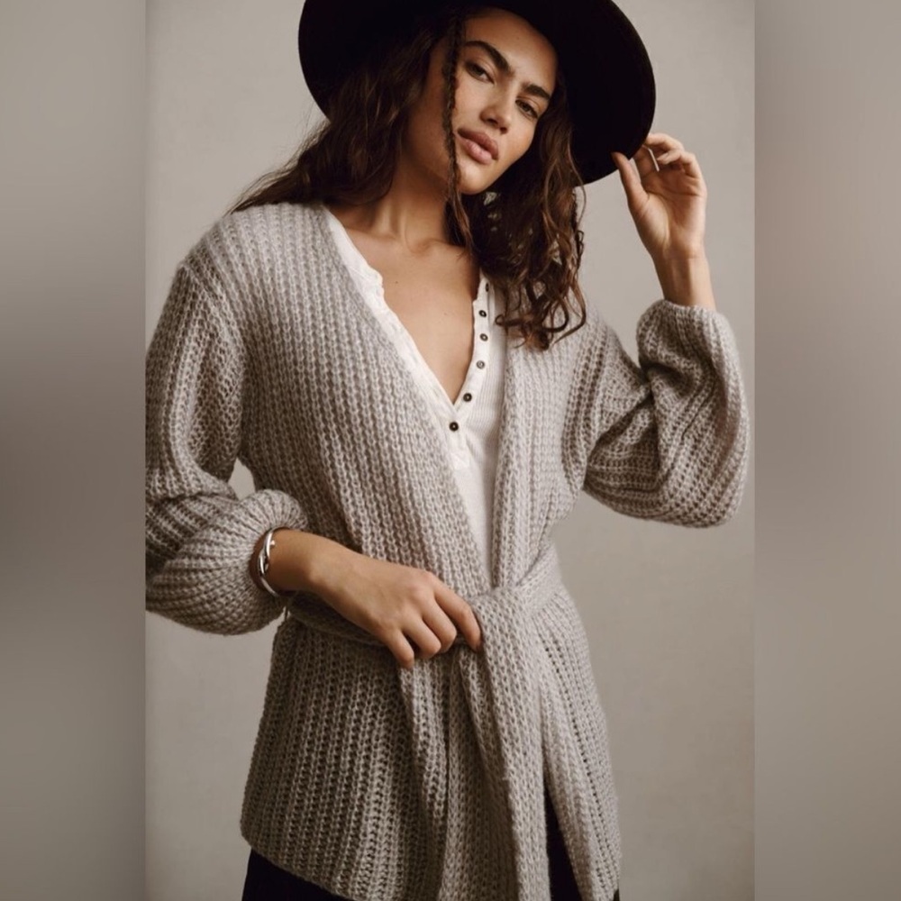 Anthropologie | Self Contrast Gray Knit Wrap Cardigan | One Size